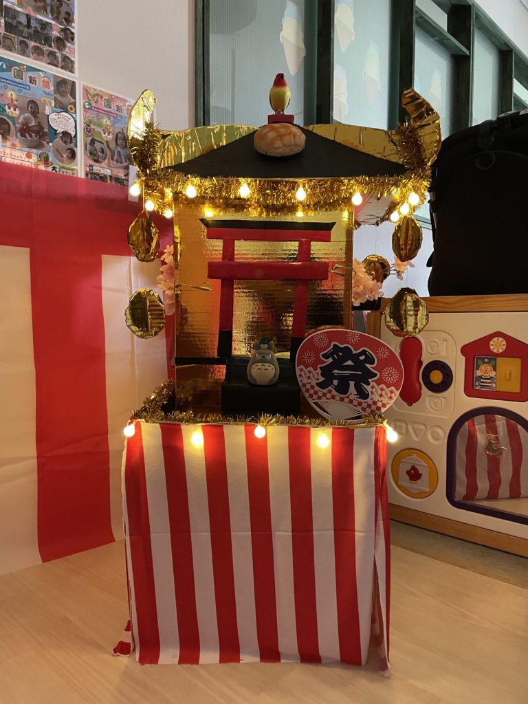 手作り黄金のおみこし